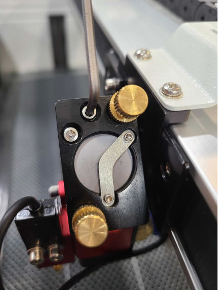 brass alignment knob and set screw