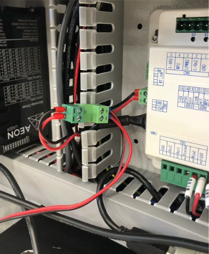 Male terminal block from Super Box into CN0 terminal port