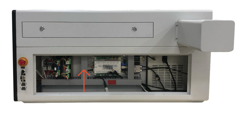 Wire cover between the drivers and the controller